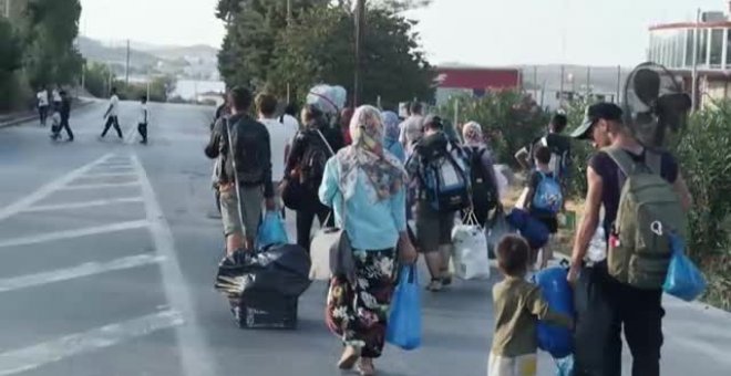 Miles de personas siguen sin hogar tras el incendio en el campo de refugiados griego de Moria