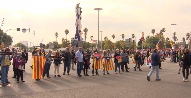 Protestas en Barcelona por la presencia del Rey Felipe VI