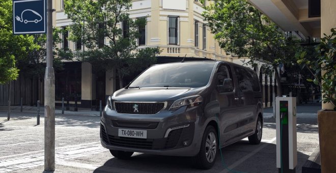 Peugeot anuncia el precio de la e-Traveller eléctrica, hasta 9 plazas en formato eléctrico