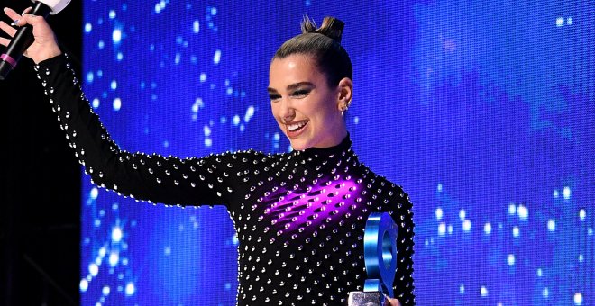 Dua Lipa, la estrella del pop surgida del exilio