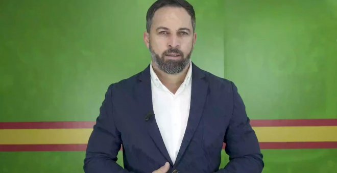 Abascal define a Sánchez como un "Napoleón con ínfulas"