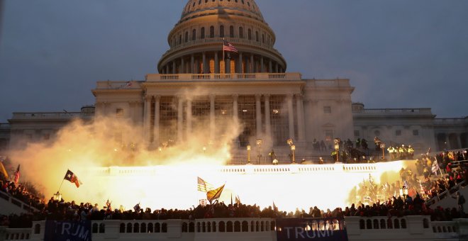 L'assalt al Capitoli dels EUA dels seguidors de Trump deixa almenys quatre morts