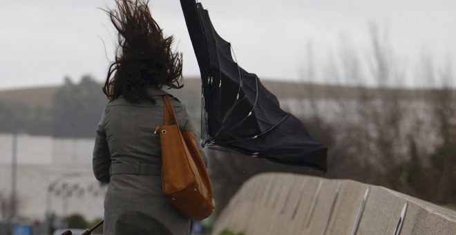 Casi toda España en alerta naranja o amarilla por viento, nieve o tormentas: consulta el tiempo de tu comunidad