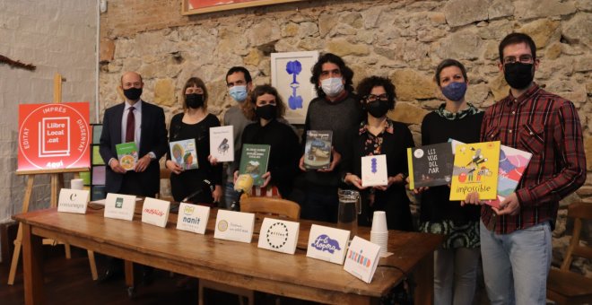 Vuit editorials s'organitzen sota el segell Llibre Local per "incentivar" el consum de llibres produïts a Catalunya