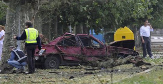 Polémica en Santoña por el traslado a El Dueso de dos terroristas de ETA que cometieron un atentado en el Patronato Militar del municipio