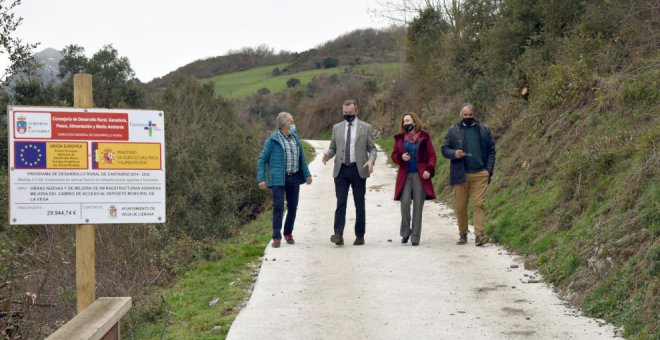 Desarrollo Rural mejora el acceso al depósito municipal de La Vega