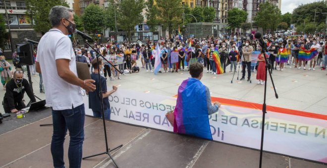 La marcha del Orgullo LGTBI recorre las calles de Santander bajo el lema 'Cantabria libre de odio'