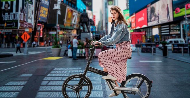 Igogomi, una bicicleta eléctrica plegable con un eje de transmisión en lugar de una cadena