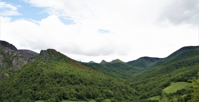 Osos, momias, cascadas, prehistoria, escalada y naturaleza en una Reserva de la Biosfera: algunas razones para visitar Teverga