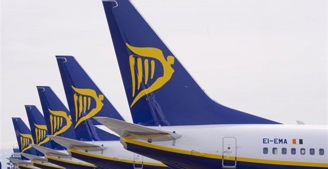 El Supremo declara nula por abusiva la cláusula de Ryanair que permite mandar el equipaje en un vuelo distinto