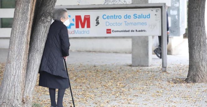 "Tengo 84 años y llevan año y medio sin tomarme ni siquiera la tensión"