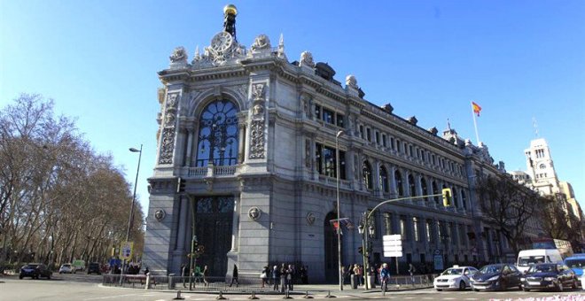 El Banco de España advierte a los clientes sobre los regalos de los bancos por domiciliar la nómina