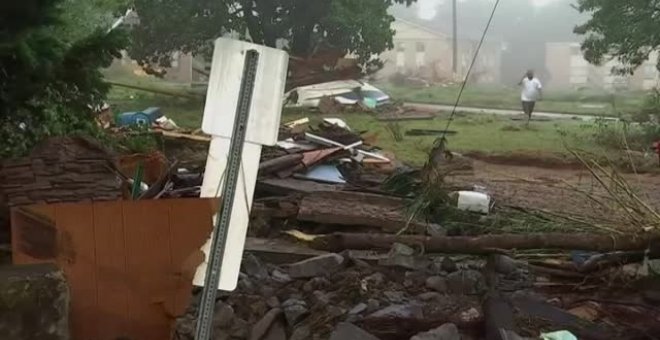 Una fuerte tormenta deja al menos 20 muertos en Tenesse