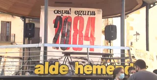 Alsasua celebra, un año más, su 'Ospa Eguna' en contra de la Guardia Civil