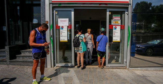 El paro baja en 370 personas en agosto en Cantabria, casi un 1%