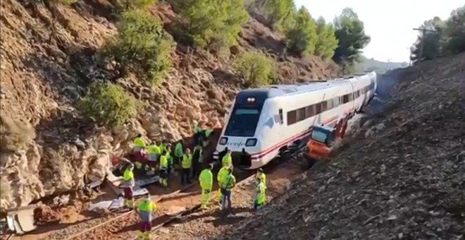 Descarrila un tren a la altura de Ocaña por un desprendimiento de tierras