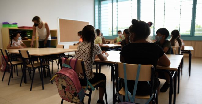 Cantabria no cierra nuevas aulas y se mantienen en 14 las confinadas