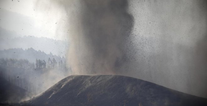 Cantabria hará una donación a La Palma y cree que la nube tóxica no llegará