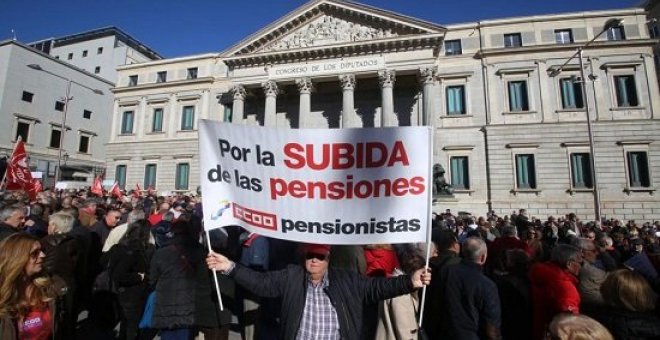 "El PP pretende recortar las pensiones y sustituirlas por sistemas privados"