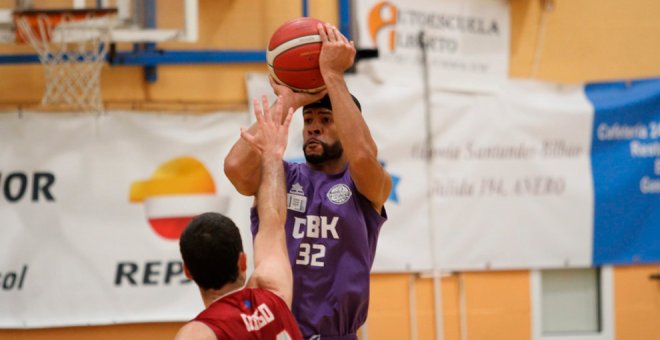 Cantbasket 04 pierde el primer derbi ante el CB Solares en un final frenético