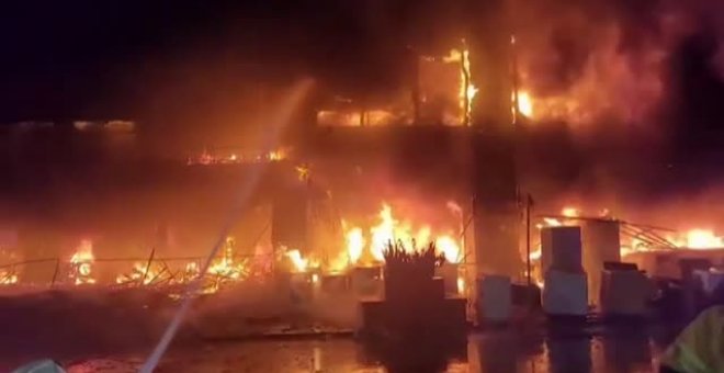 Aumenta a 46 el número de muertos en el voraz incendio en un edificio de 13 plantas en Taiwán