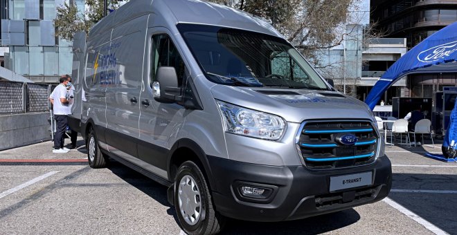 Ford E-Transit 2022: autonomía, prestaciones y primeras imágenes en vivo