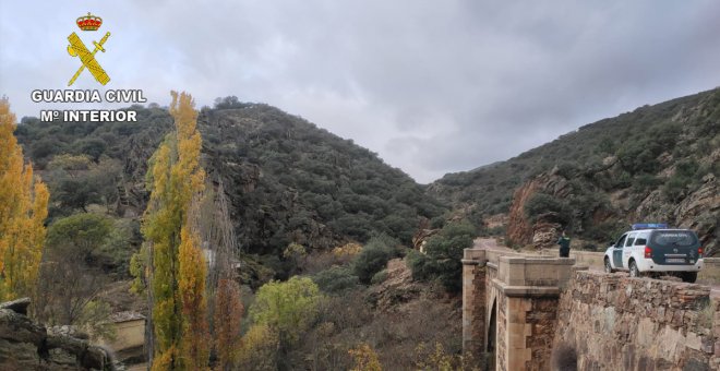 Rescatada una senderista que sufrió una caída en una zona de difícil acceso en la Garganta de Las Lanchas