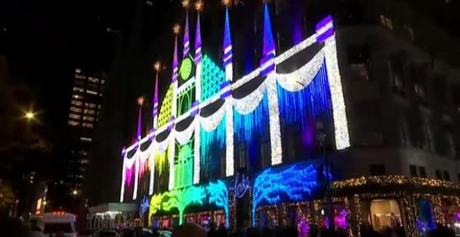 Nueva York se viste de Navidad con una decoración en la que participó la ex primera dama Michelle Obama