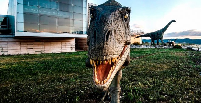 Entre fósiles y dinosaurios, un viaje al pasado a través de la historia de la paleontología sin salir de Cuenca