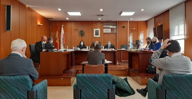 Exgerentes del SCS niegan "fraccionamiento indebido" en contratos menores: "Se cumplía la ley"