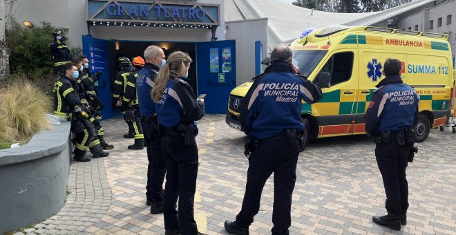 Trece heridos al derrumbarse parte del techo del auditorio del Parque de Atracciones de Madrid