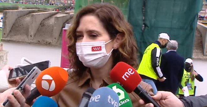 Ayuso asegura que "nunca sabremos cuántas vidas habrán salvado" las mascarillas que trajo su hermano