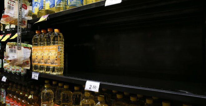 Qué ocurre con el aceite de girasol y por qué la guerra de Ucrania ha disparado su precio
