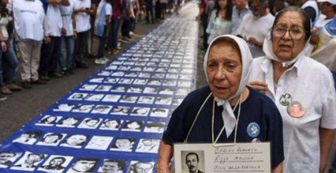 Las "locas de Plaza de Mayo" siguen marchando