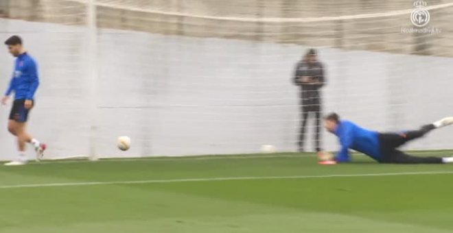 Nueva sesión de entrenamiento del Real Madrid sin los internacionales