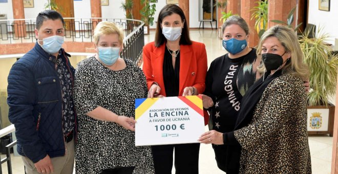 La Asociación de Vecinos La Encina recauda 1.000 euros para el pueblo ucraniano