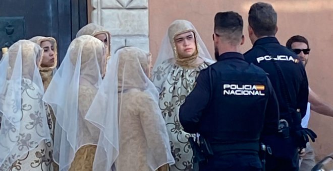 El lobby ultracatólico se querella contra las seis mujeres semidesnudas de la performance en la Catedral de Cuenca