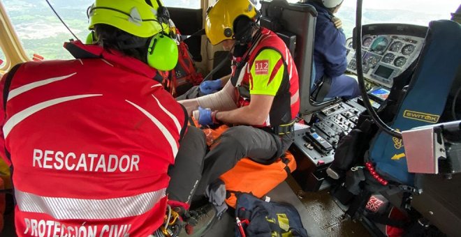 Rescatado un senderista inglés con el tobillo fracturado en Cillorigo de Liébana