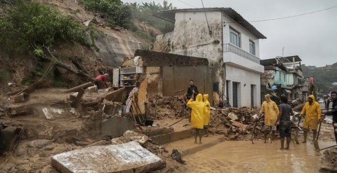 Las fuertes lluvias en el nordeste de Brasil dejan ya 56 muertos y 56 desaparecidos