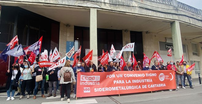 20.000 trabajadores están llamados a huelga tras finalizar sin acuerdo la reunión del metal