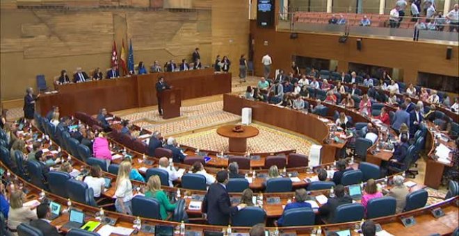 La Asamblea de Madrid expulsa al sector del taxi tras la votación de la ley VTC