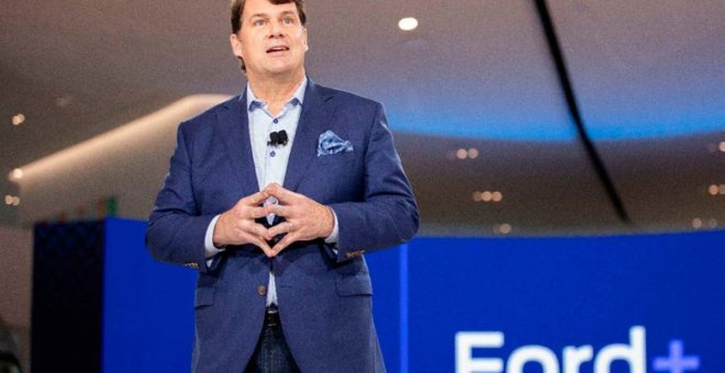 El CEO de Ford dice que habrá marcas que sufran "una sacudida" con la llegada de los coches eléctricos