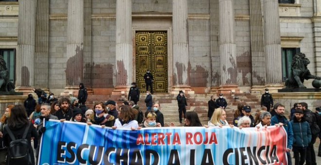 Ecologismo de emergencia - Los criminales son quienes alteran el clima, no los activistas que denuncian el cambio climático