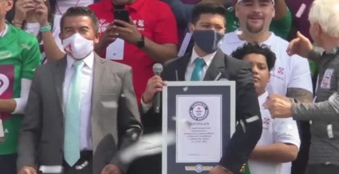 Ciudad de México consigue el Récord Guinness a la clase de boxeo más grande del mundo