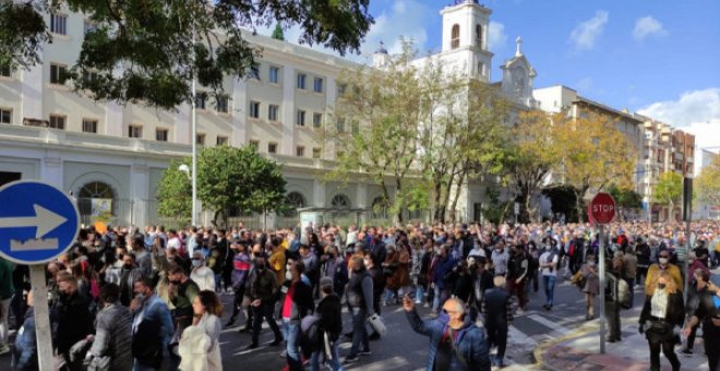 Primero el voto y luego las calles