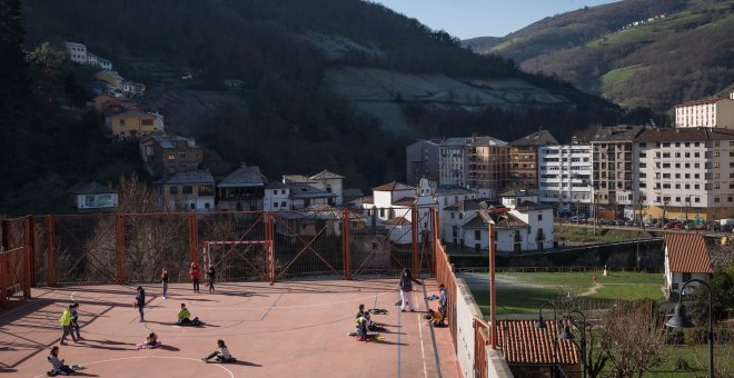 Asturies a punto de bajar del millón de habitantes