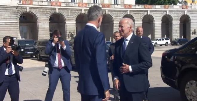 Felipe VI recibe a Biden en el Palacio Real