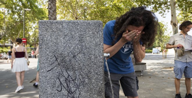 Andalucía mantiene la alerta naranja mientras que en el norte del país bajan las temperaturas