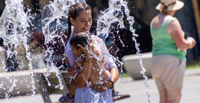 España afronta su tercera ola de calor con temperaturas de hasta diez grados superiores a lo normal