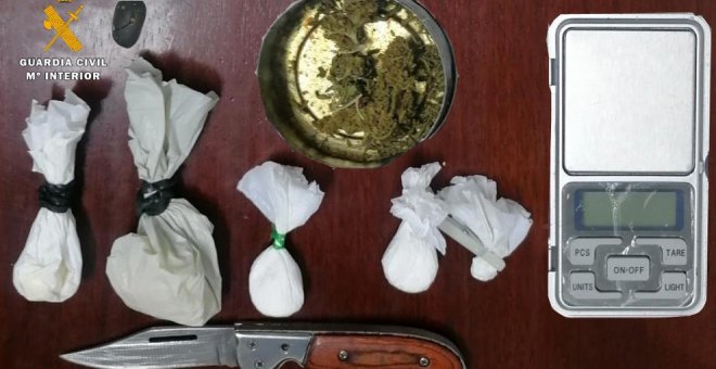 Detenidos tres hombres en Noja con anfetaminas, hachís, cocaína y marihuana